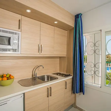 Center 3* Санта-Понса