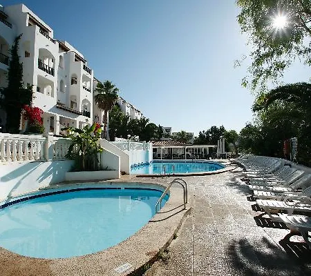 Aparthotel Center